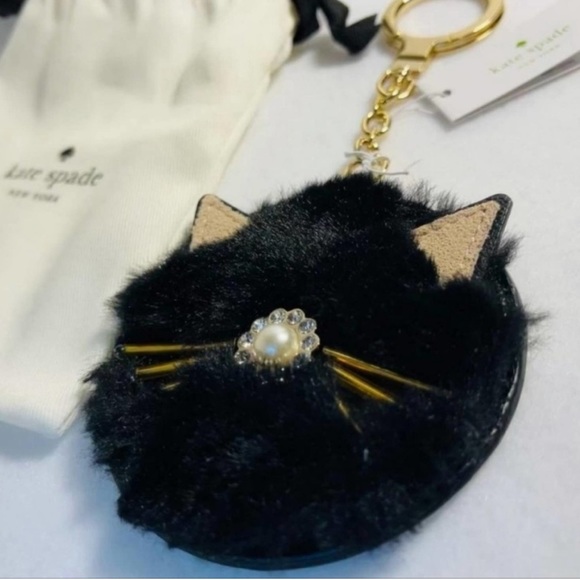 NWT Kate Spade Furry Black Cat Bag
Charm / Keychain Duster Bag - Picture 5 of 7